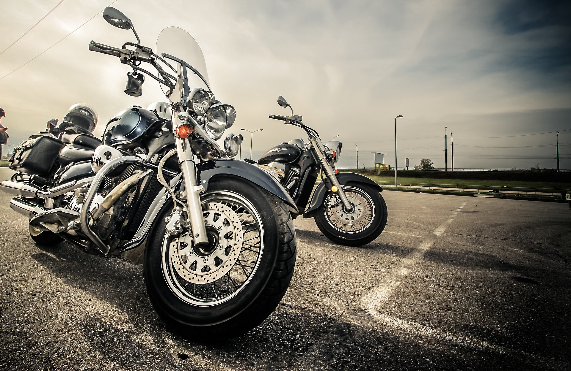 Nezapomeňte motorku před vyjížďkou po&nbsp;delší době zkontrolovat